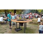 Kerti grillsütő asztal. 8 személyes Kerti grillsütő asztal. 8 személyes