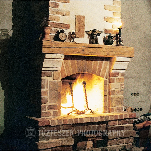 Medoc nyitott tűzteres kandalló